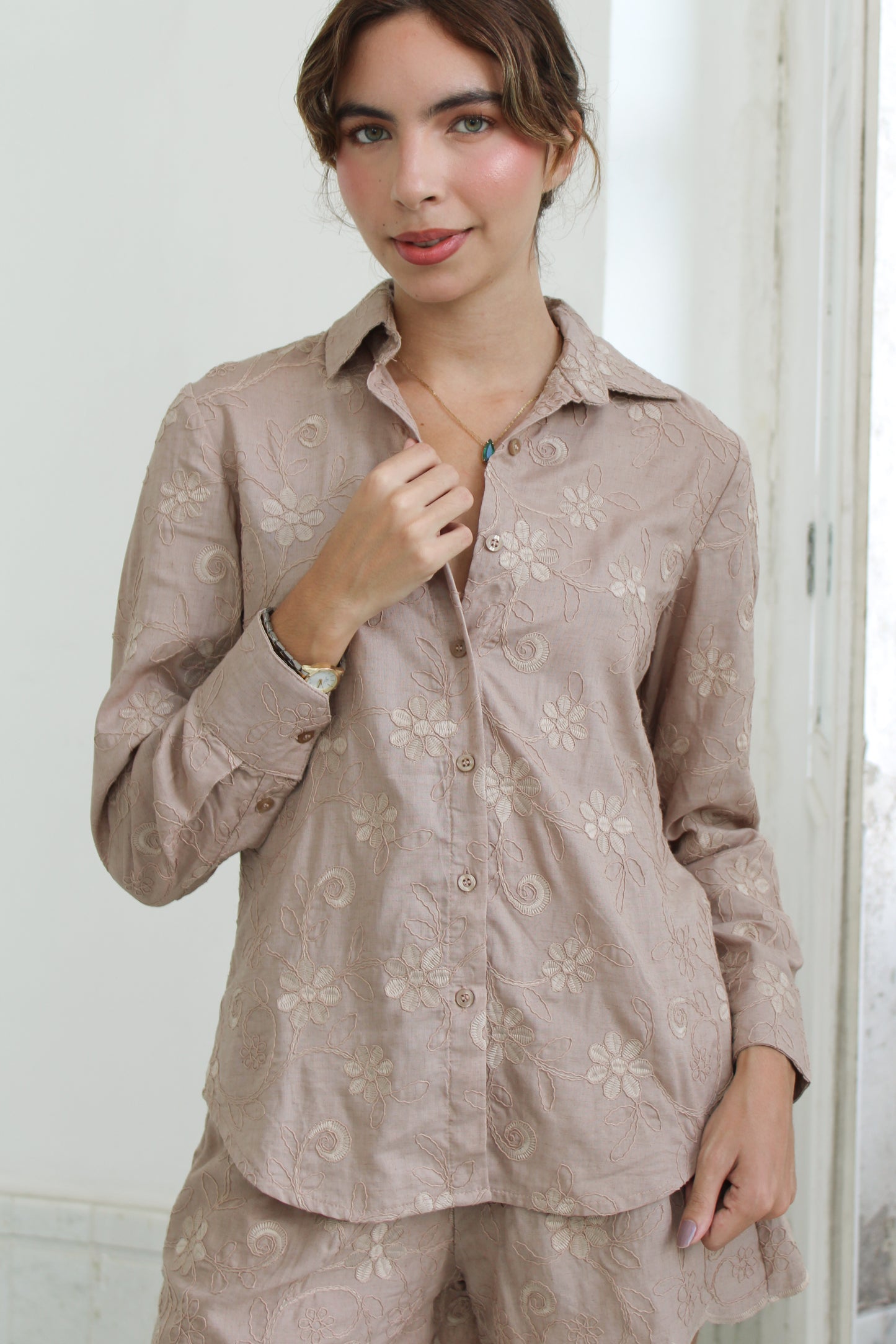 Camisa Carolina Bordada