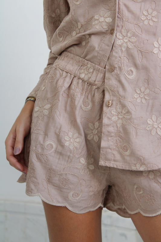 Short Sabrina Bordado