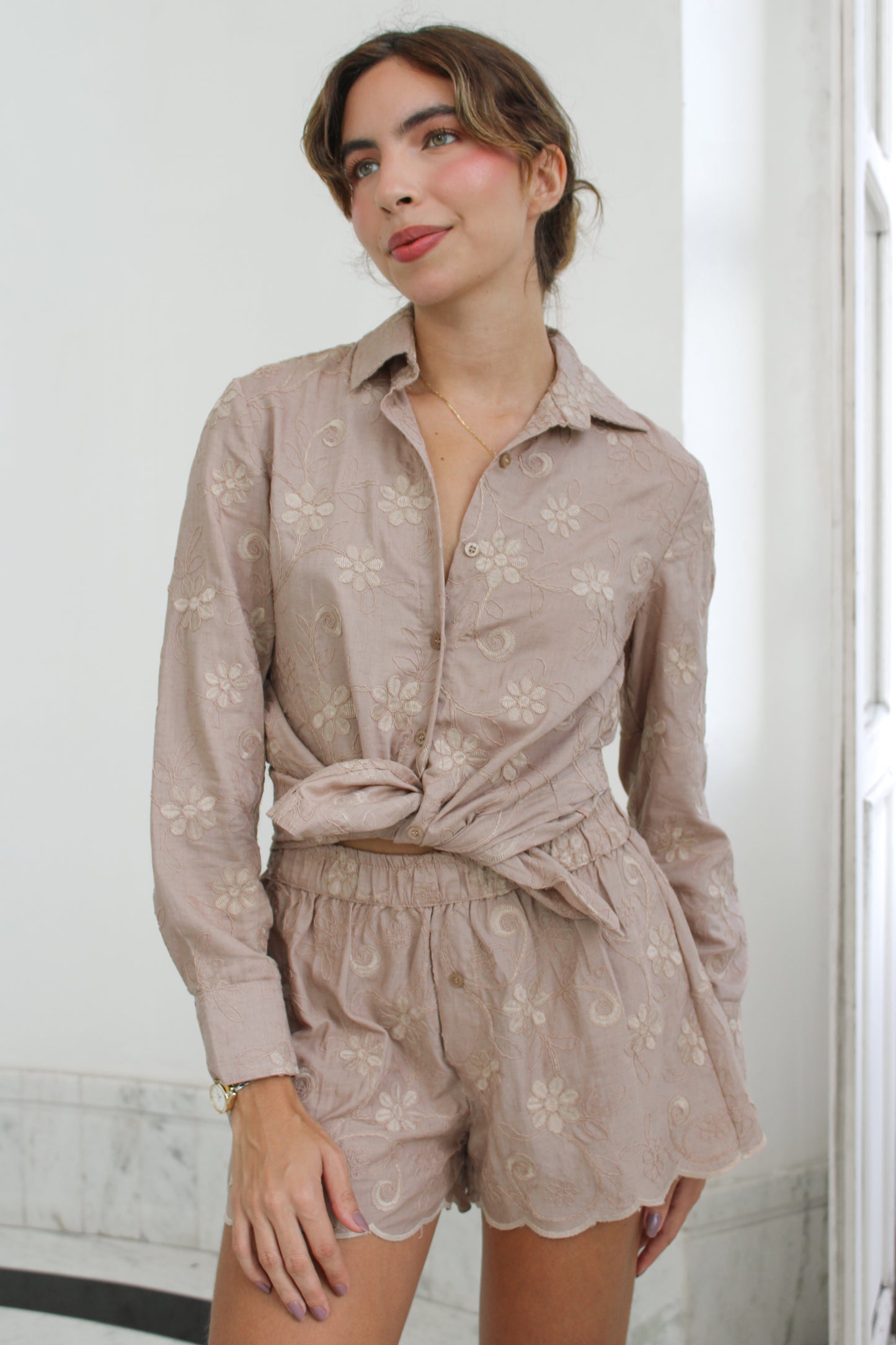 Camisa Carolina Bordada
